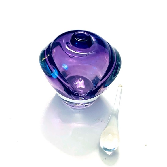 WINFISKY Signed Hand Blown Glass 1993 Perfume
Bottle, purple - Picture 4 of 5